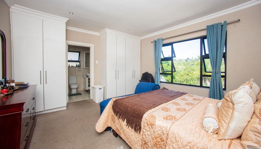 4 Bedroom Property for Sale in Beacon Bay Eastern Cape